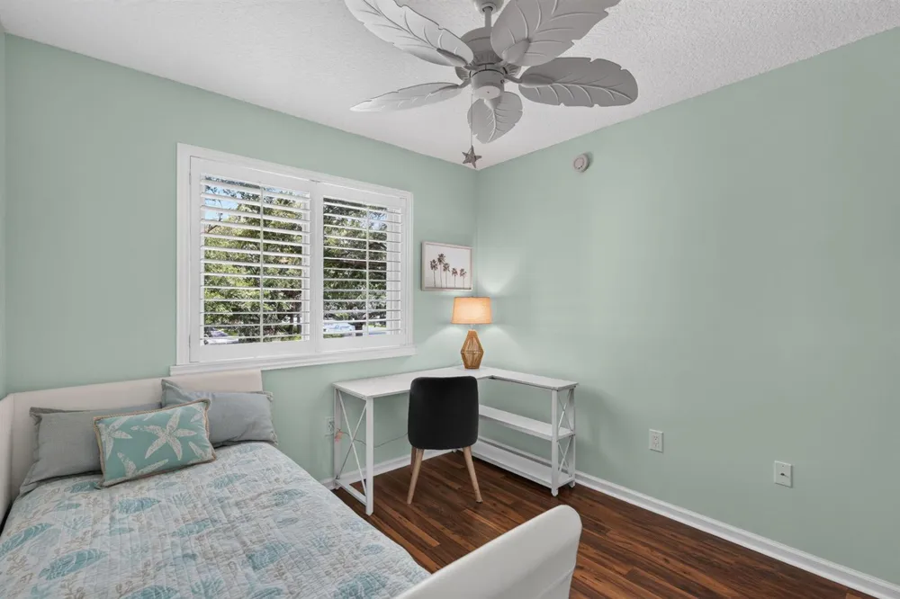 236 Village Boulevard Tequesta, FL 33469