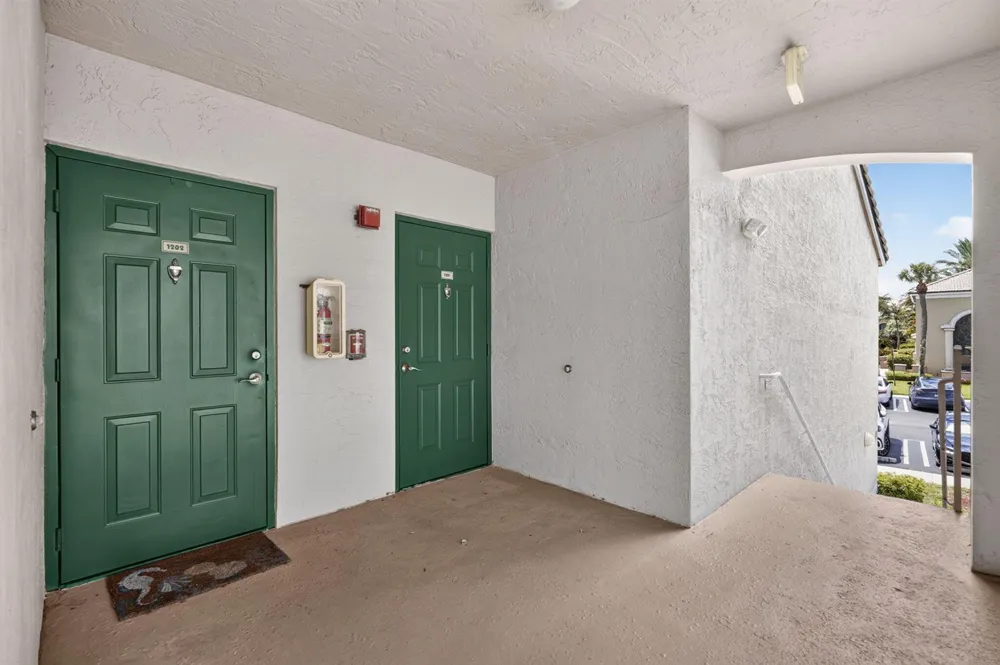 236 Village Boulevard Tequesta, FL 33469