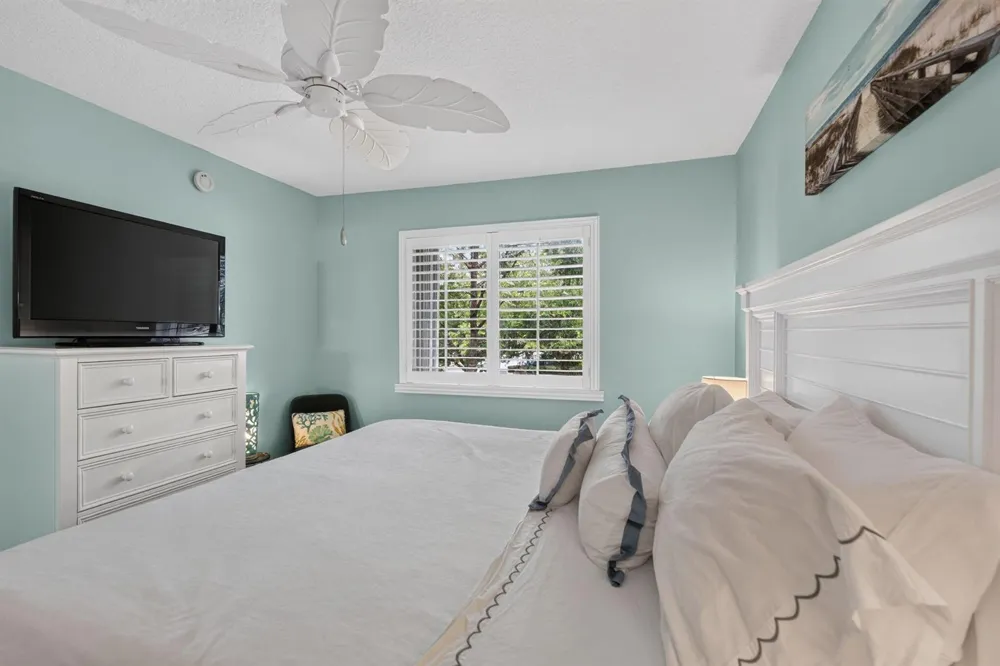 236 Village Boulevard Tequesta, FL 33469