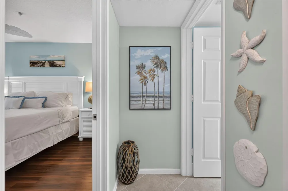 236 Village Boulevard Tequesta, FL 33469