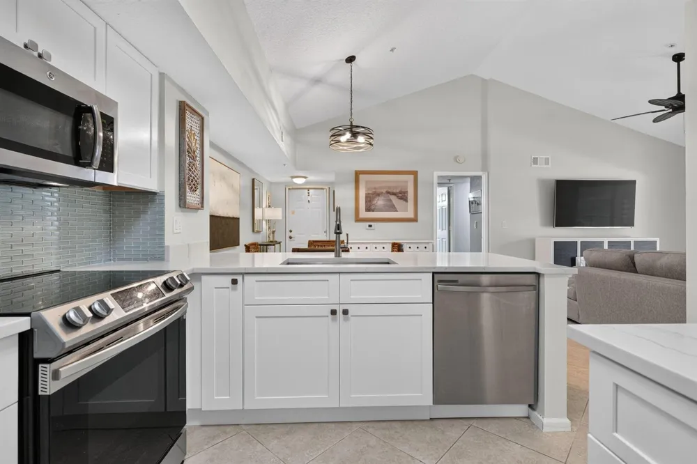236 Village Boulevard Tequesta, FL 33469