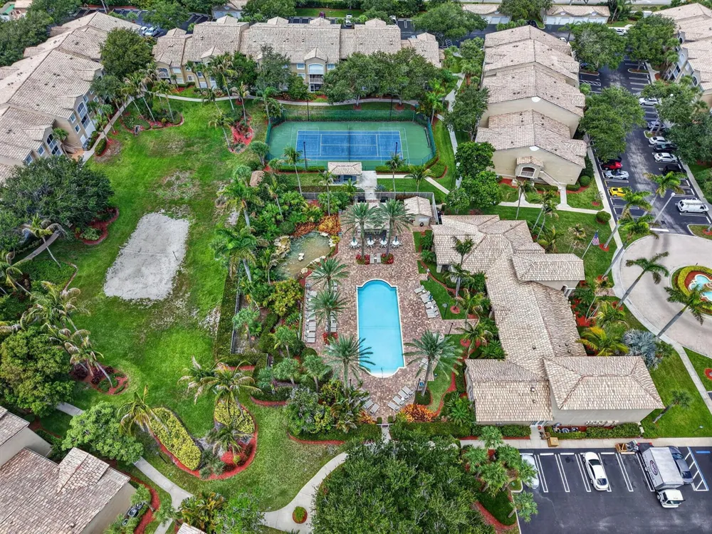 236 Village Boulevard Tequesta, FL 33469