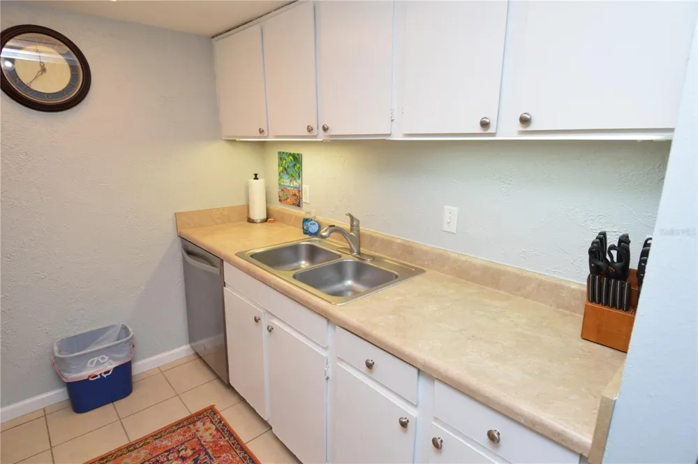12760 INDIAN ROCKS ROAD #570 Largo, FL 33774