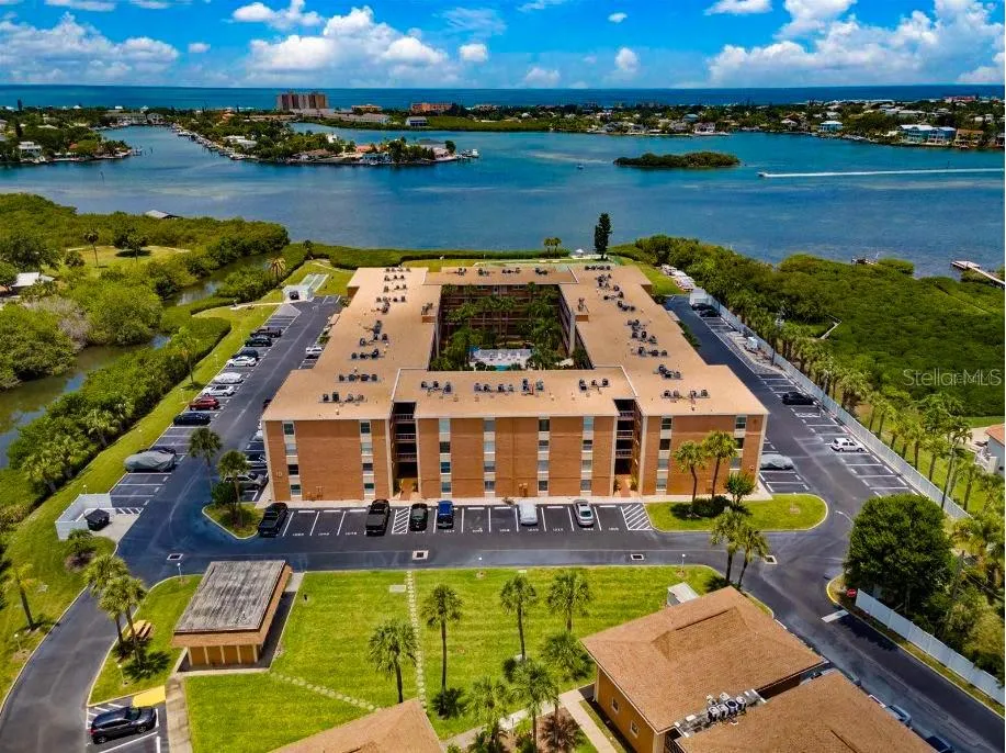 12760 INDIAN ROCKS ROAD #570 Largo, FL 33774