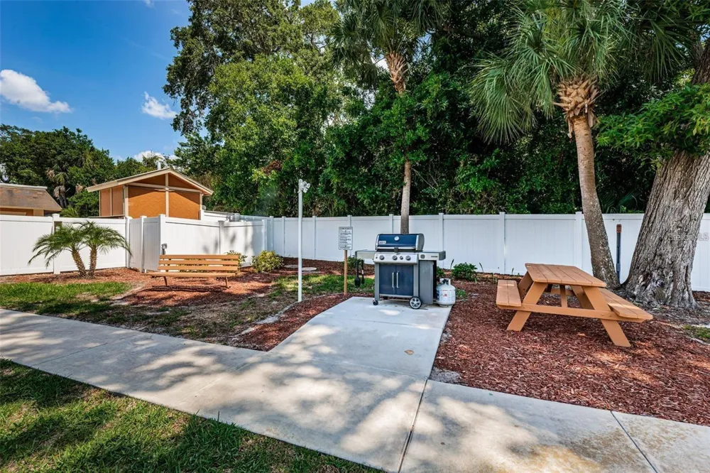 12760 INDIAN ROCKS ROAD #570 Largo, FL 33774