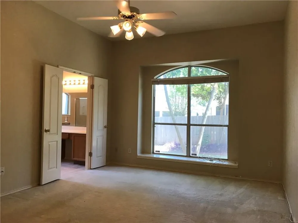 10309 Broomflower Drive Austin, TX 78739