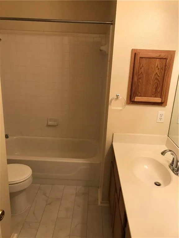 10309 Broomflower Drive Austin, TX 78739