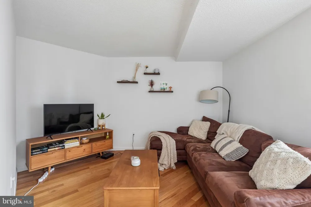 1420 LOCUST STREET #17B Philadelphia, PA 19102