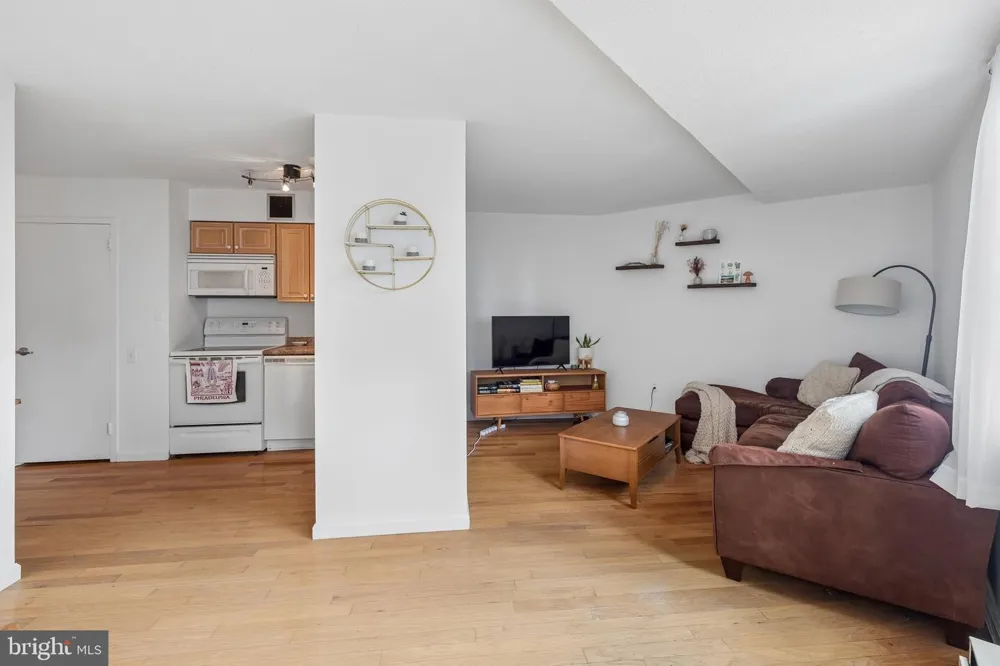1420 LOCUST STREET #17B Philadelphia, PA 19102