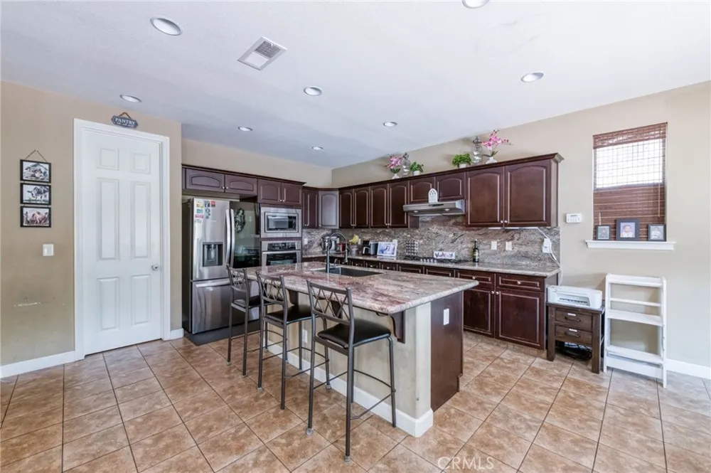 5797 W Indianapolis Fresno, CA 93722