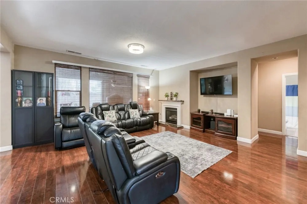 5797 W Indianapolis Fresno, CA 93722
