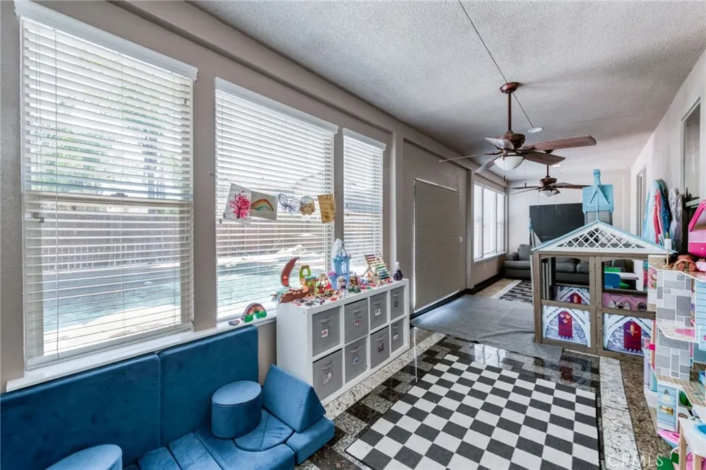 5797 W Indianapolis Fresno, CA 93722