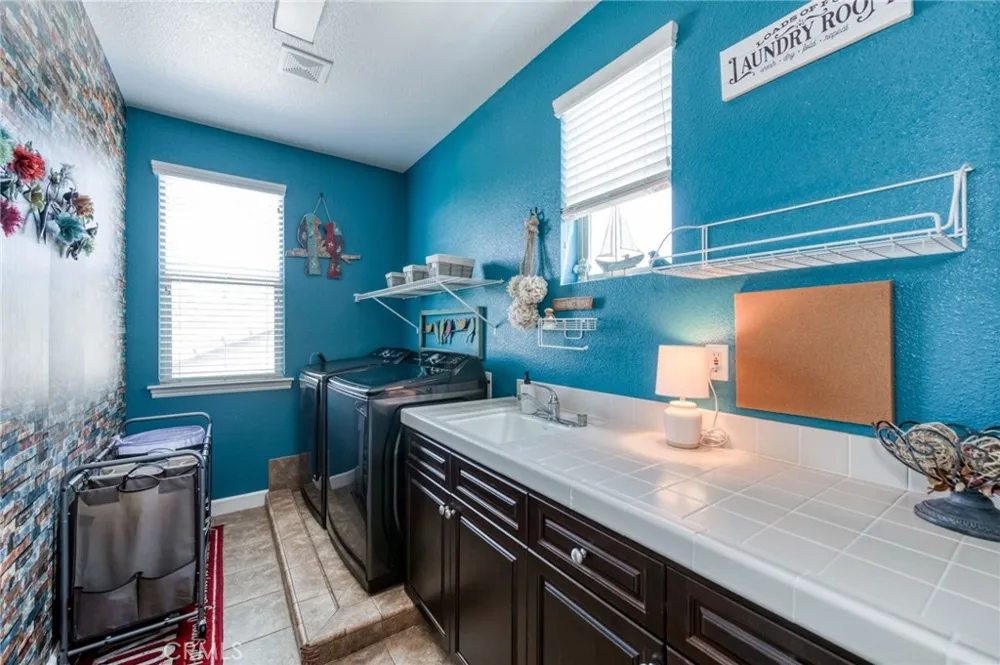 5797 W Indianapolis Fresno, CA 93722