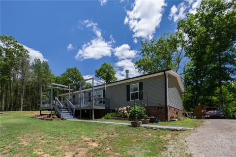 8955 Dennis Road