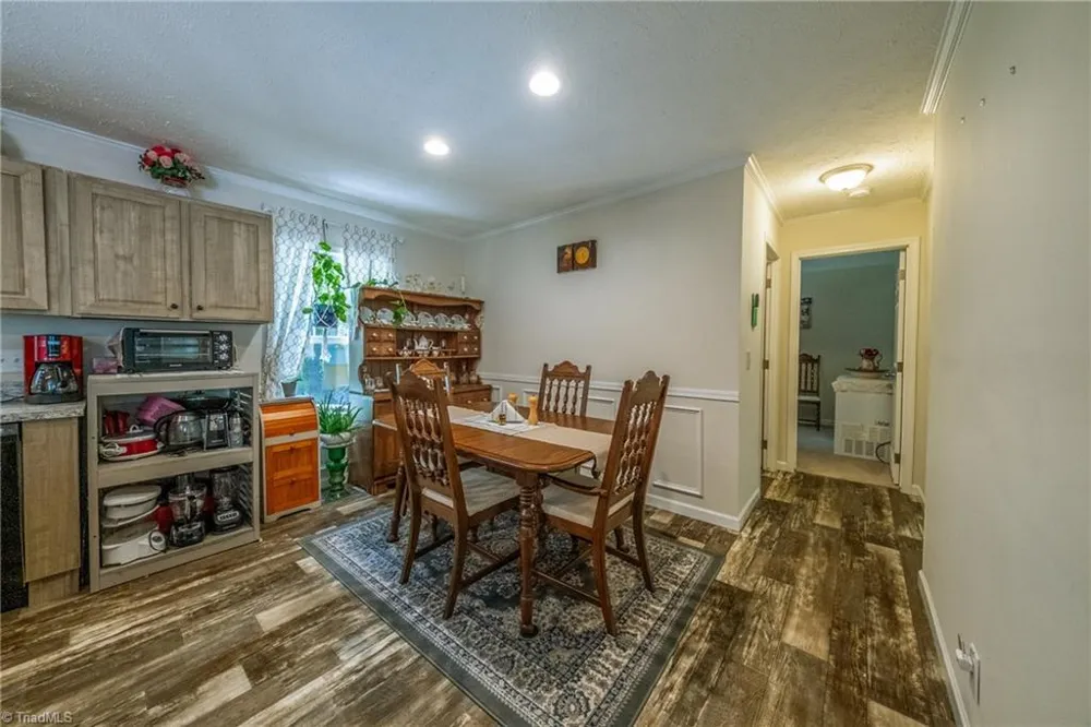 8955 Dennis Road Germanton, NC 27019