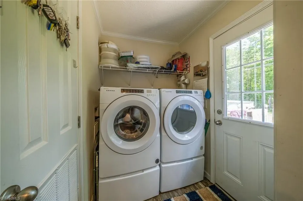 8955 Dennis Road Germanton, NC 27019