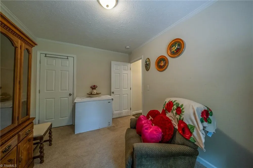 8955 Dennis Road Germanton, NC 27019
