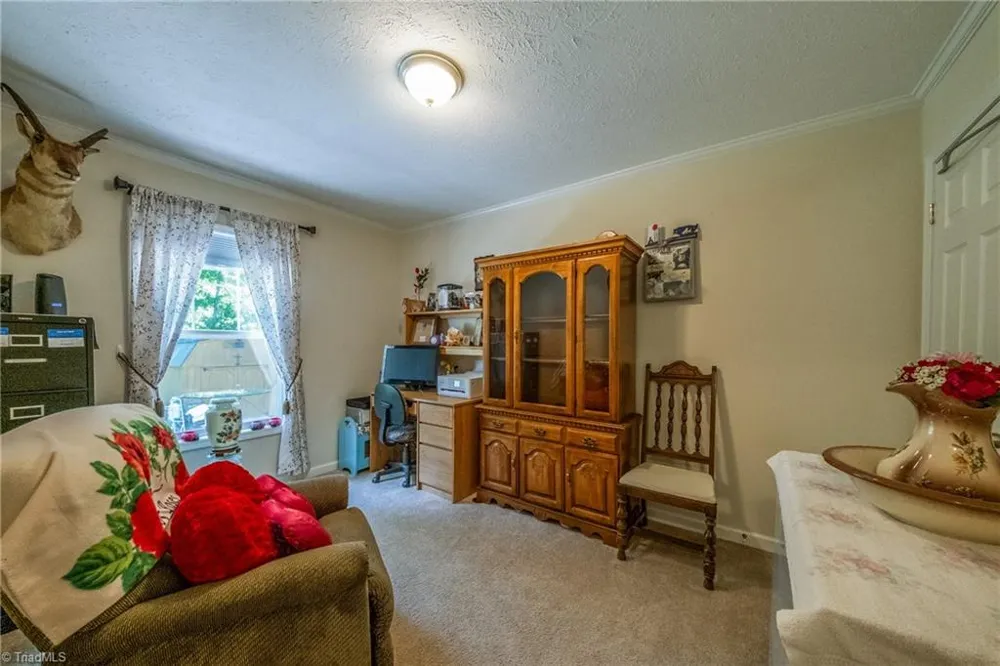 8955 Dennis Road Germanton, NC 27019