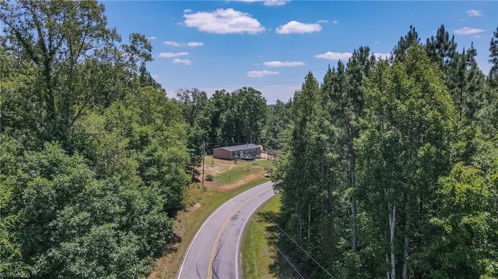 8955 Dennis Road Germanton, NC 27019