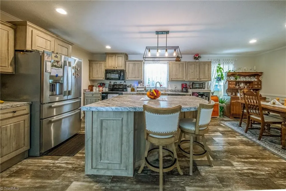 8955 Dennis Road Germanton, NC 27019