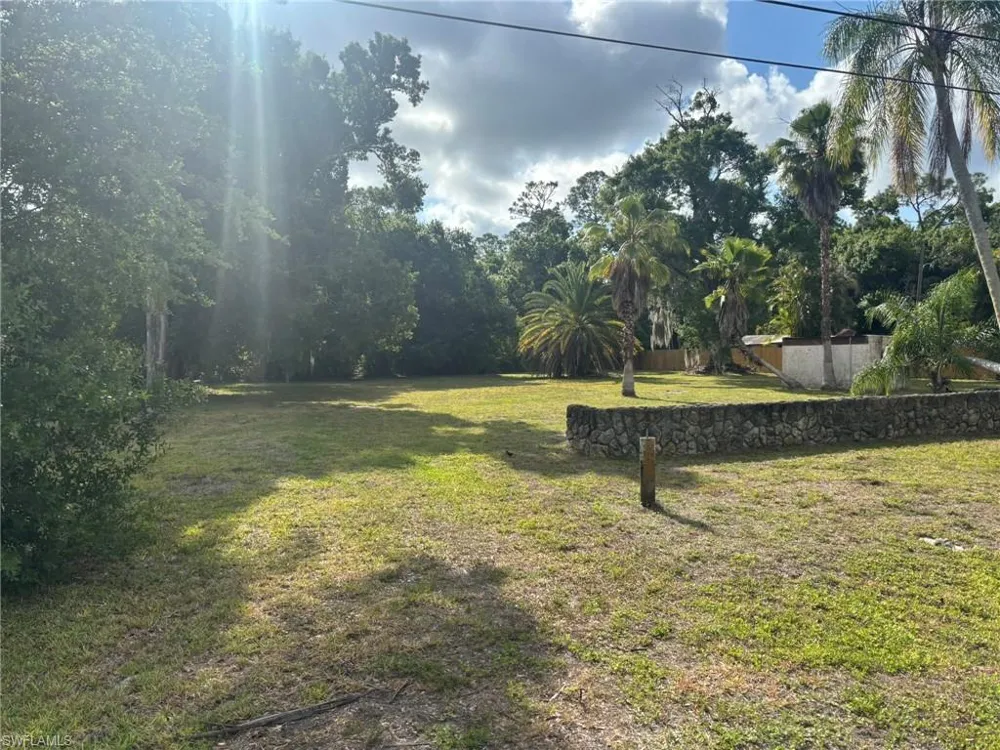 2948 Garden Street North Fort Myers, FL 33917