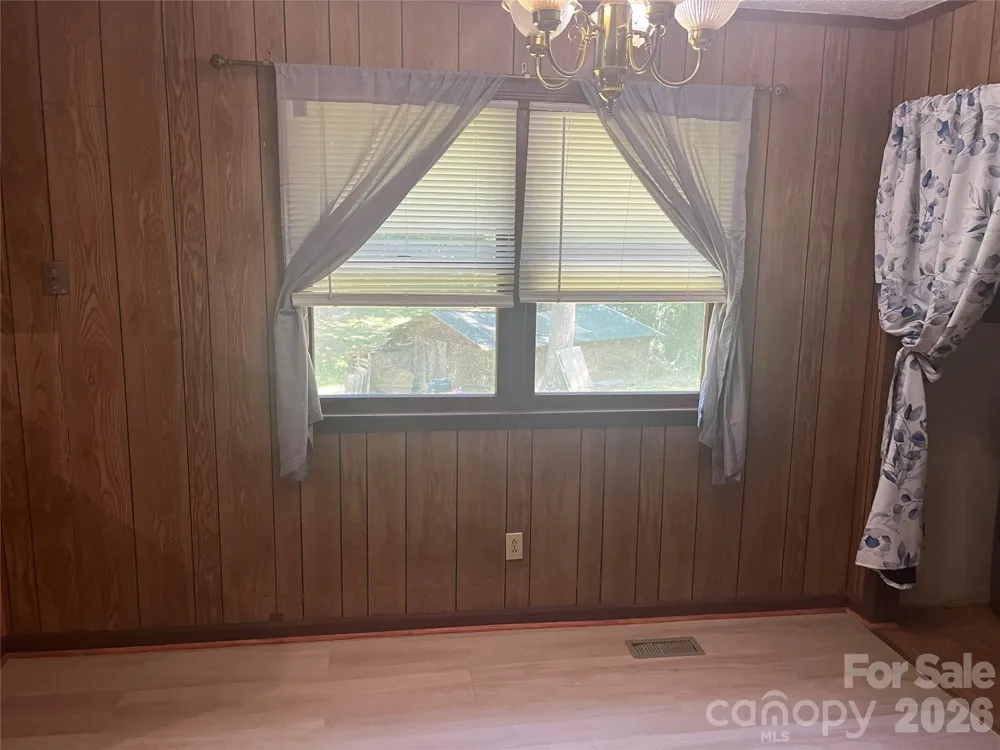 2919 Shell Avenue Valdese, NC 28690