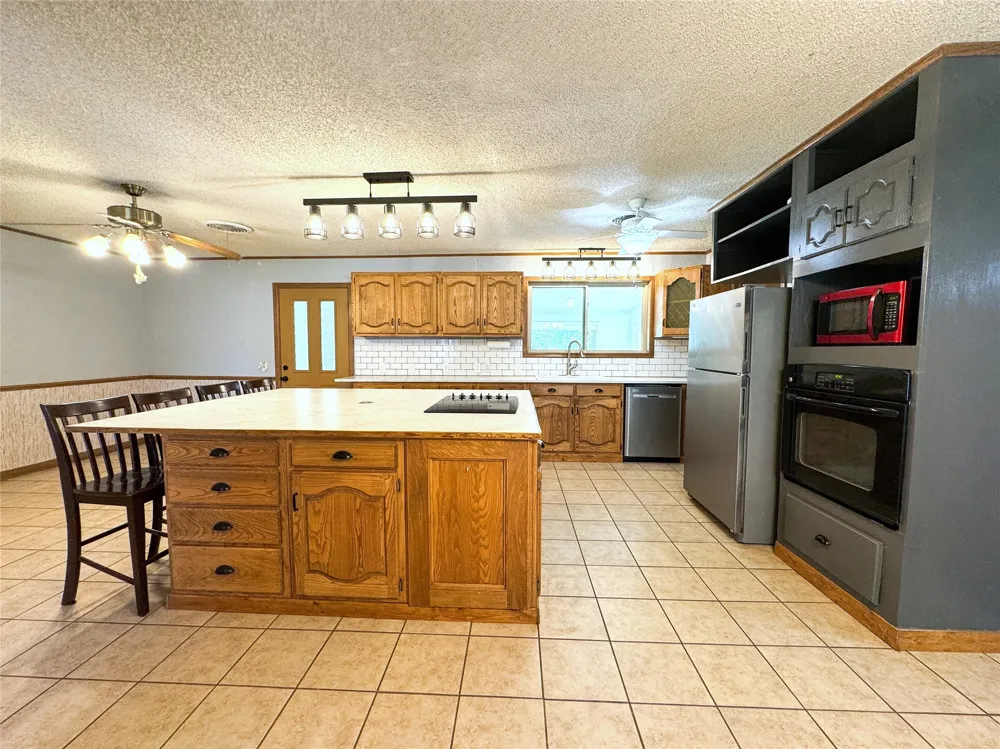 103 5th Street Rule, TX 79547