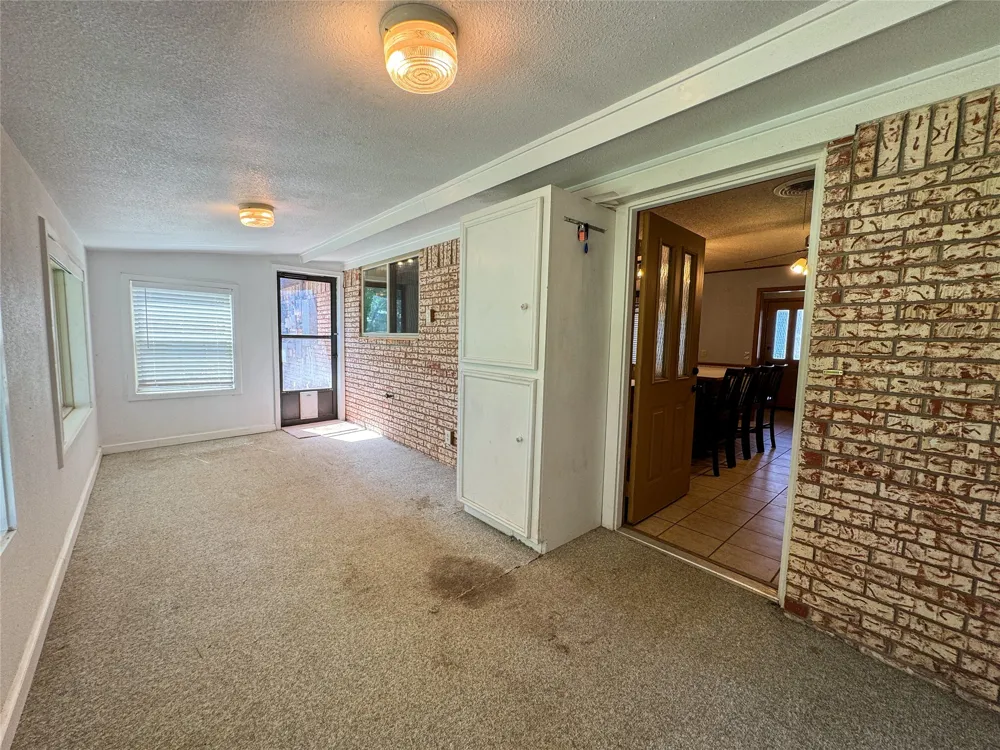 103 5th Street Rule, TX 79547