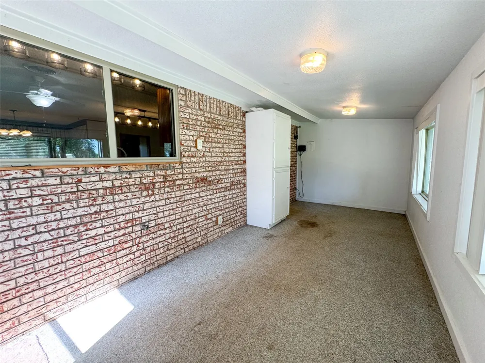 103 5th Street Rule, TX 79547