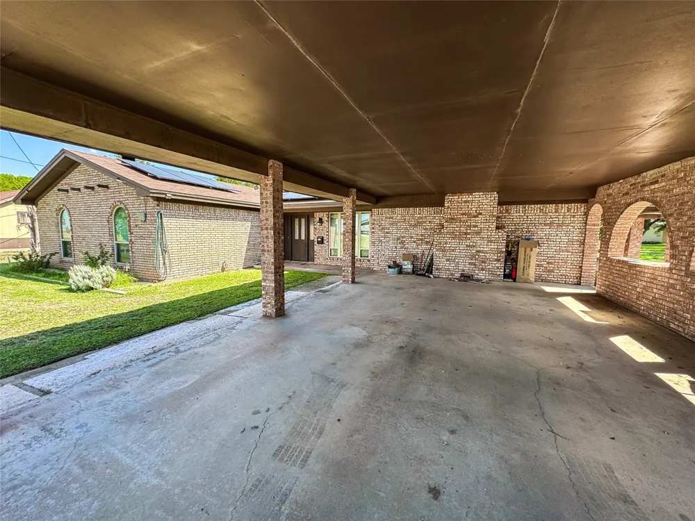 103 5th Street Rule, TX 79547
