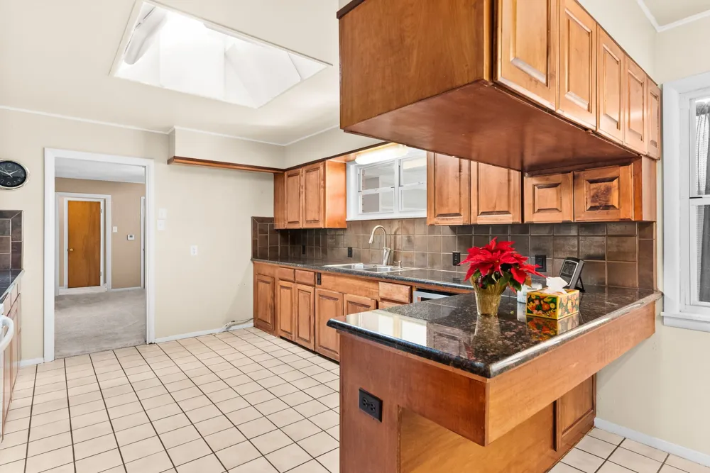 708 W North Avenue Lampasas, TX 76550