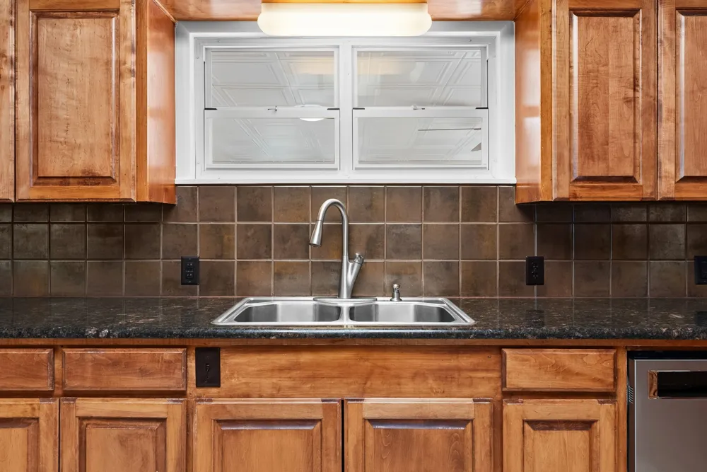 708 W North Avenue Lampasas, TX 76550