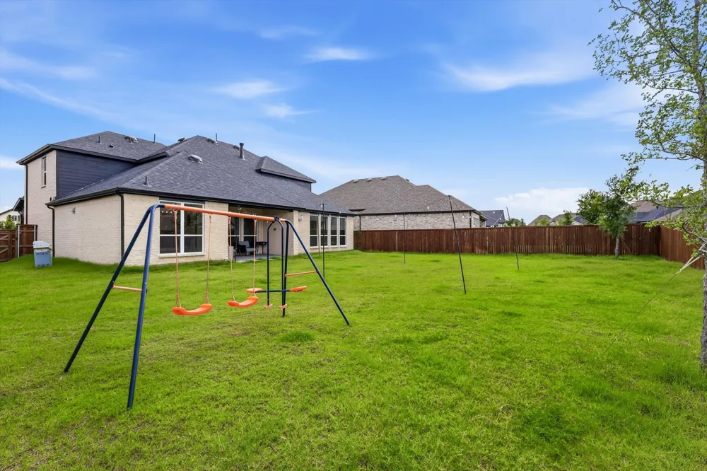2188 Cloverfern Way Haslet, TX 76052