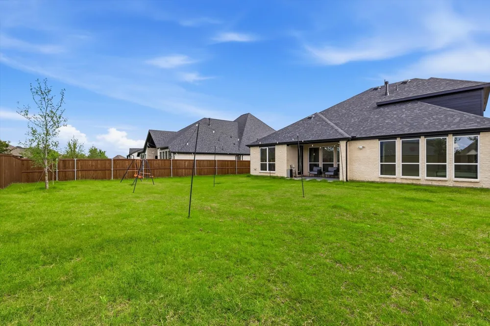 2188 Cloverfern Way Haslet, TX 76052