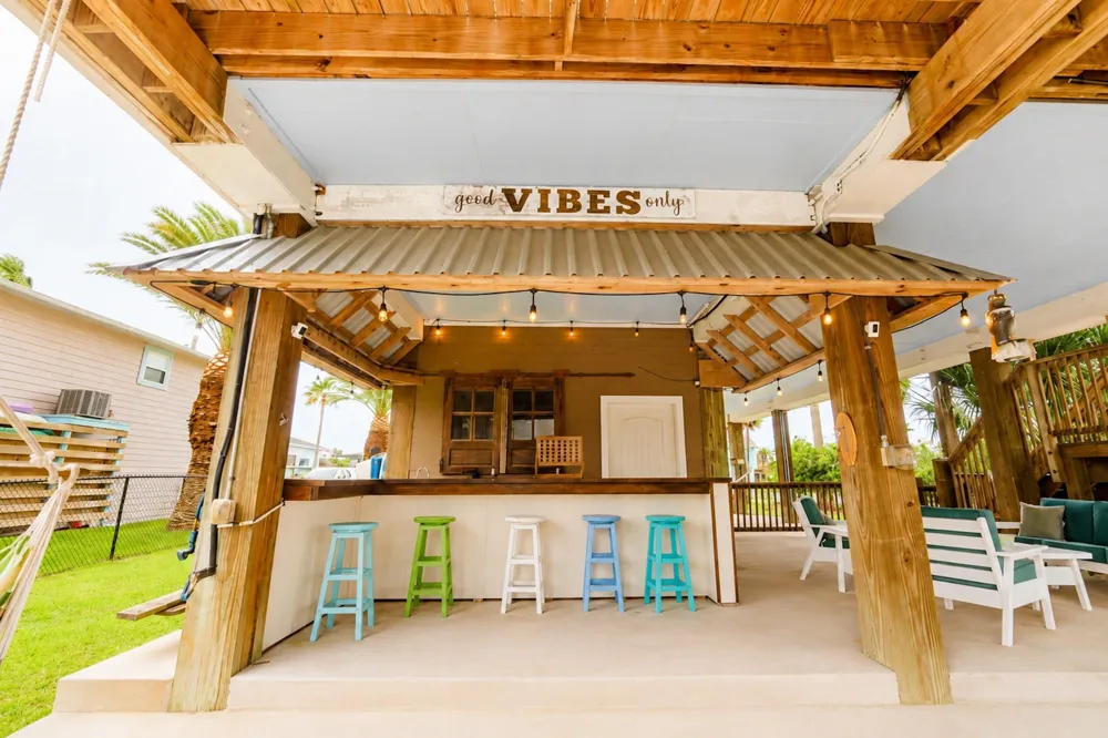 16602 Bahama Way Jamaica Beach, TX 77554