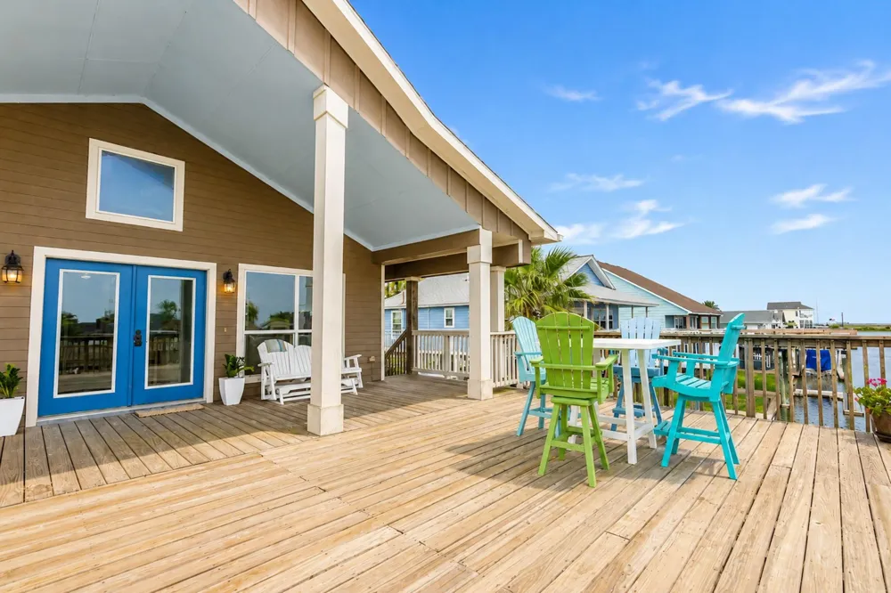 16602 Bahama Way Jamaica Beach, TX 77554