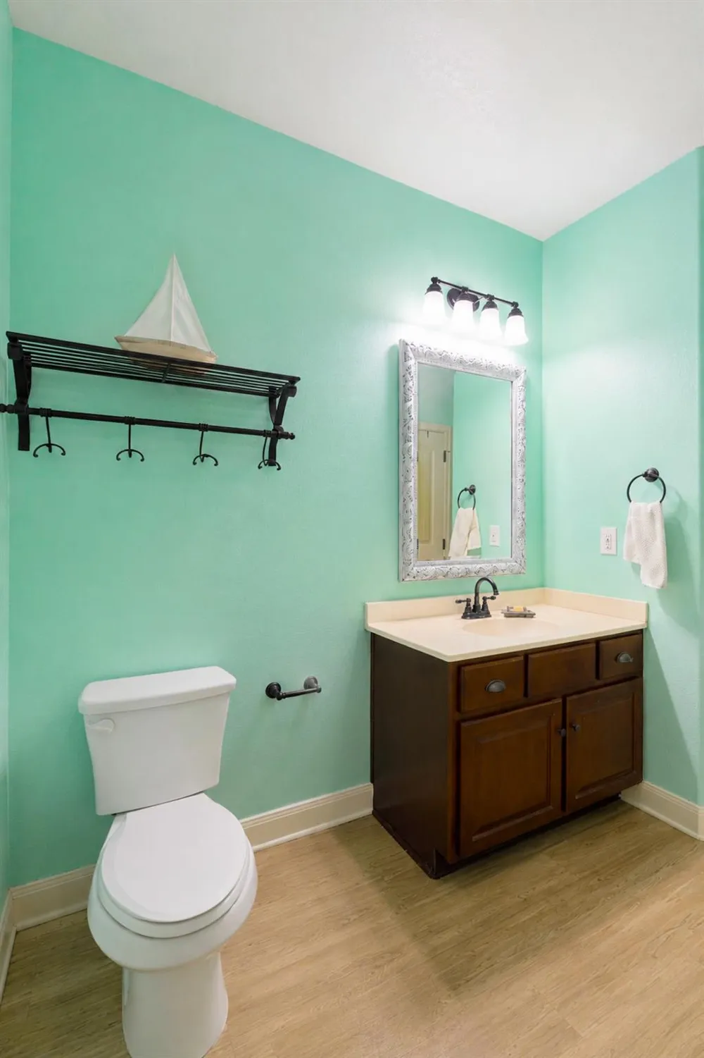 16602 Bahama Way Jamaica Beach, TX 77554