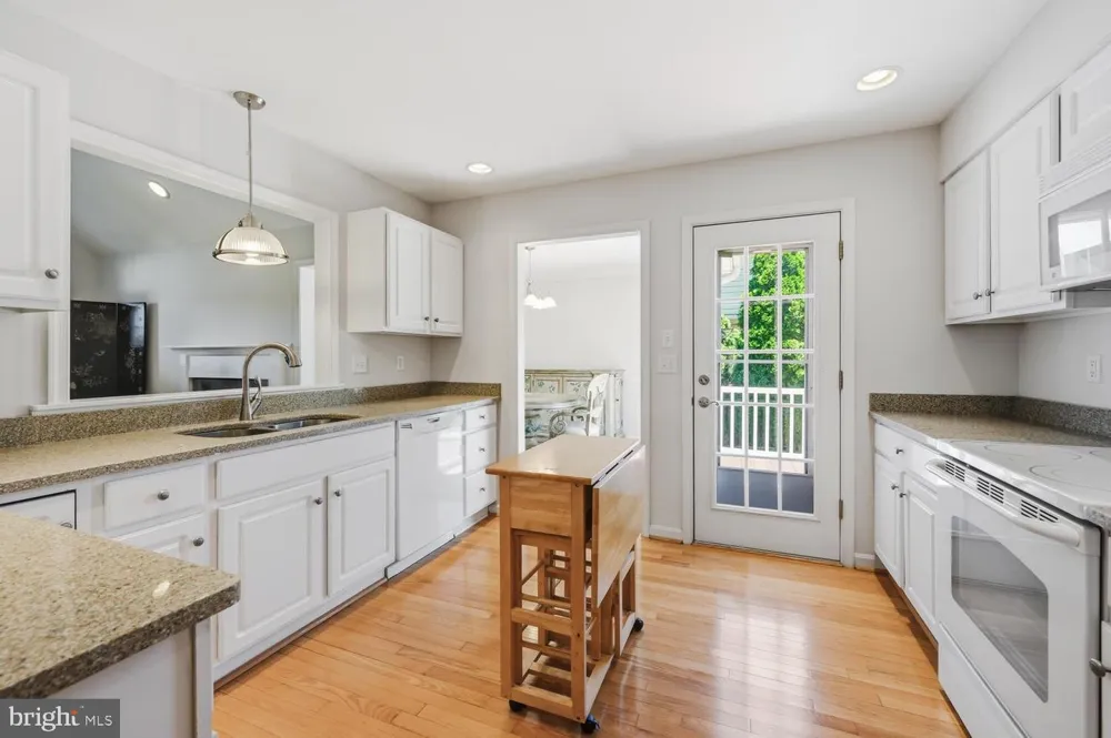 29152 HOLLY ROAD Easton, MD 21601