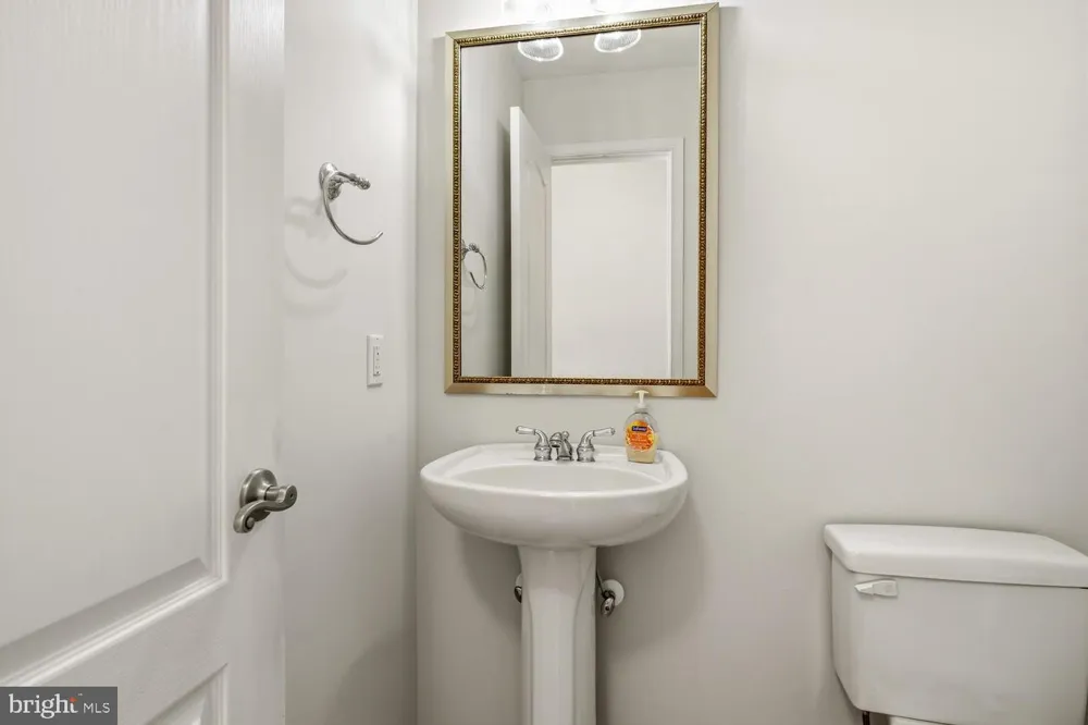 29152 HOLLY ROAD Easton, MD 21601
