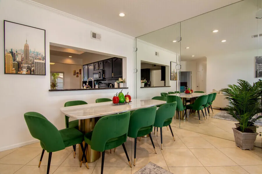 191 Desert Falls Drive E Palm Desert, CA 92211
