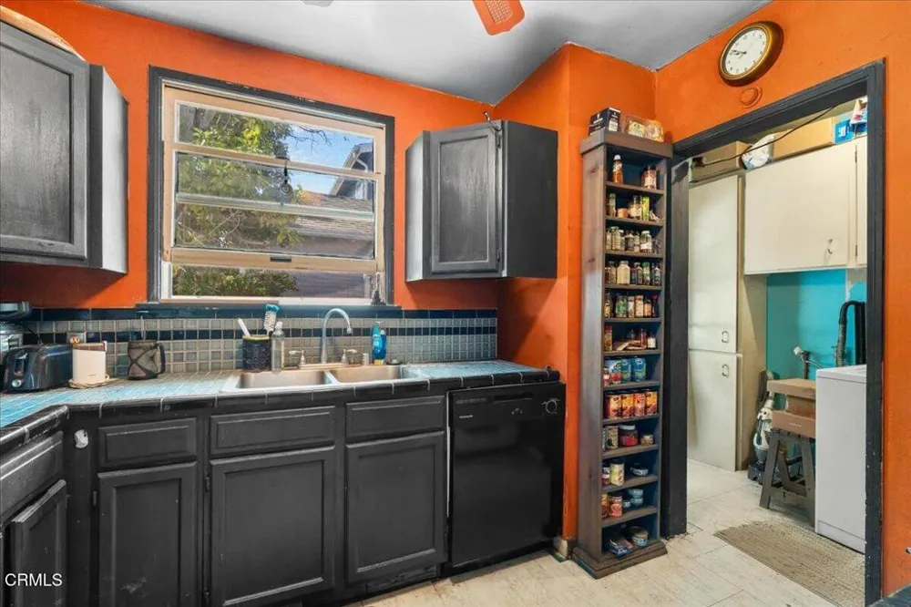 815 Kenwood Street Burbank, CA 91505