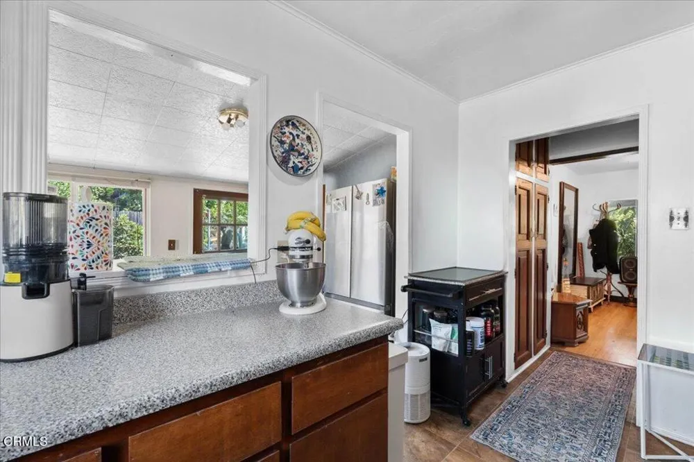 815 Kenwood Street Burbank, CA 91505