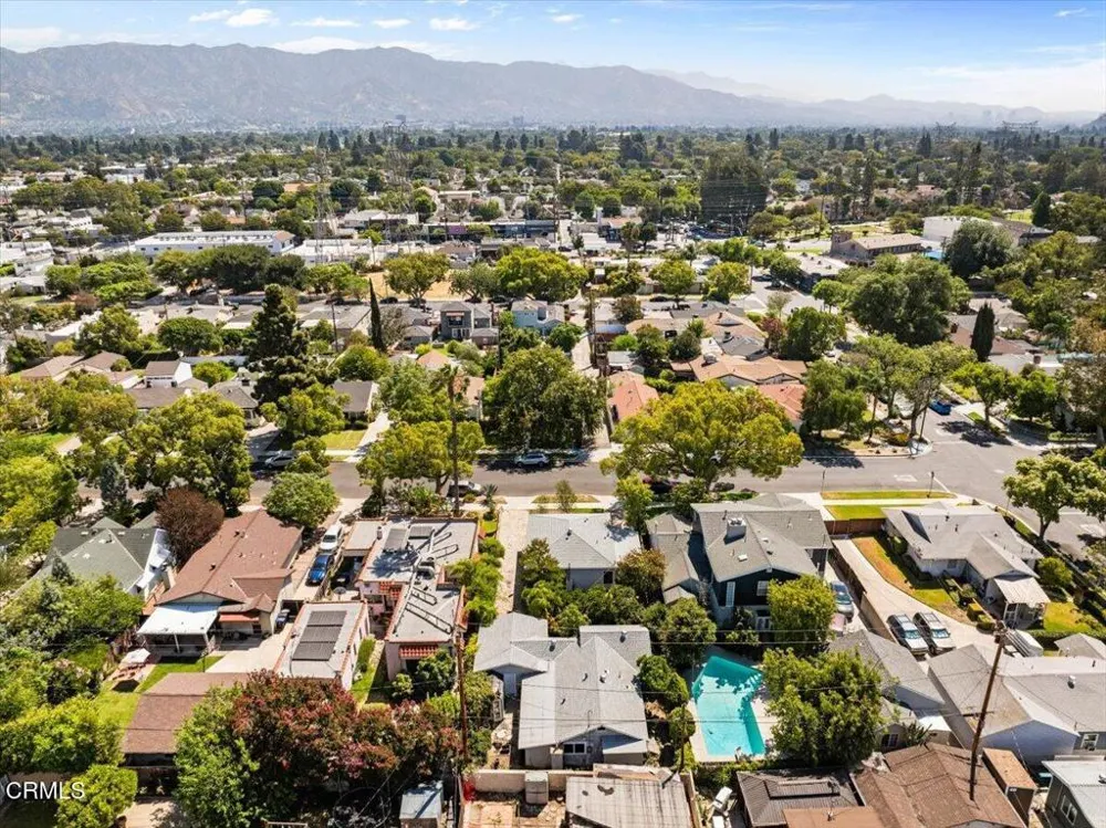 815 Kenwood Street Burbank, CA 91505
