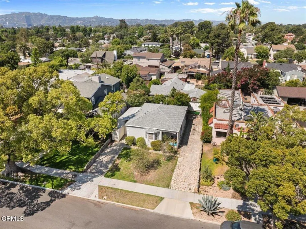 815 Kenwood Street Burbank, CA 91505