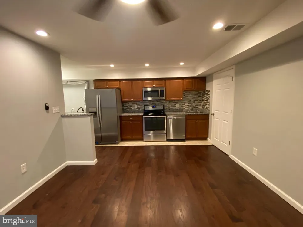 1216 SAVANNAH PLACE SE Washington, DC 20032