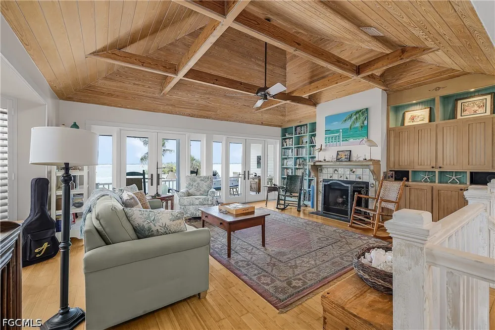 Useppa Island #Unit B Useppa Island, FL 33921