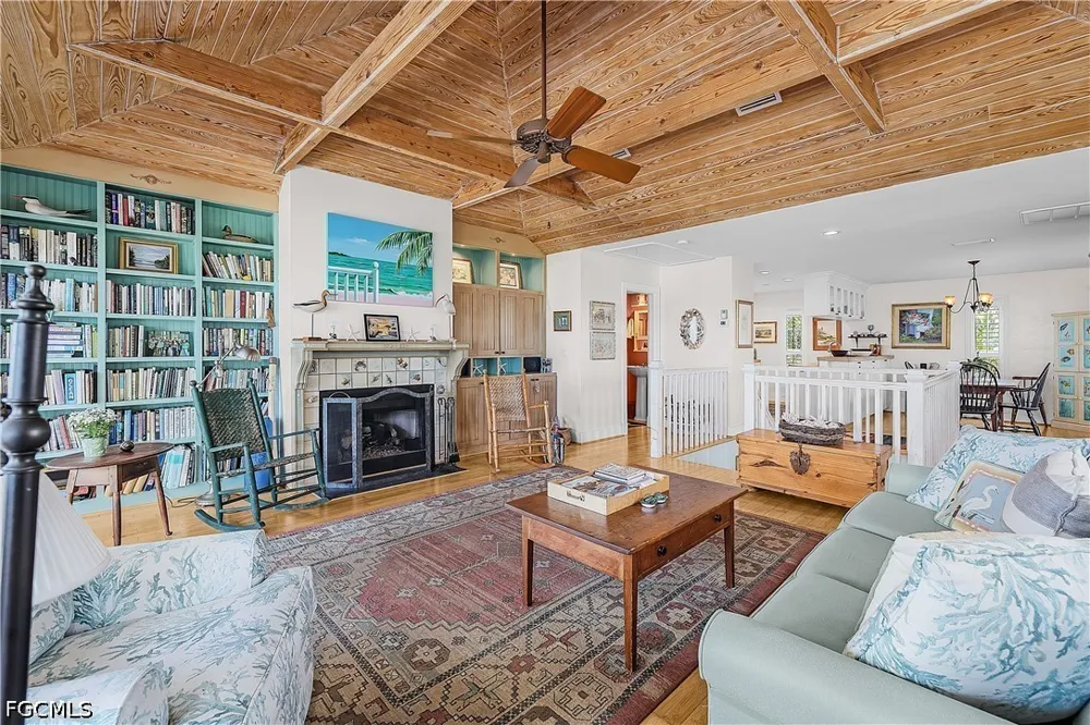 Useppa Island #Unit B Useppa Island, FL 33921