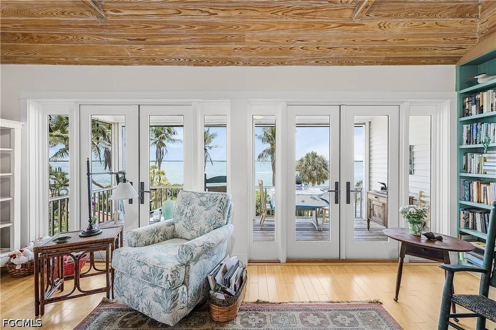 Useppa Island #Unit B Useppa Island, FL 33921