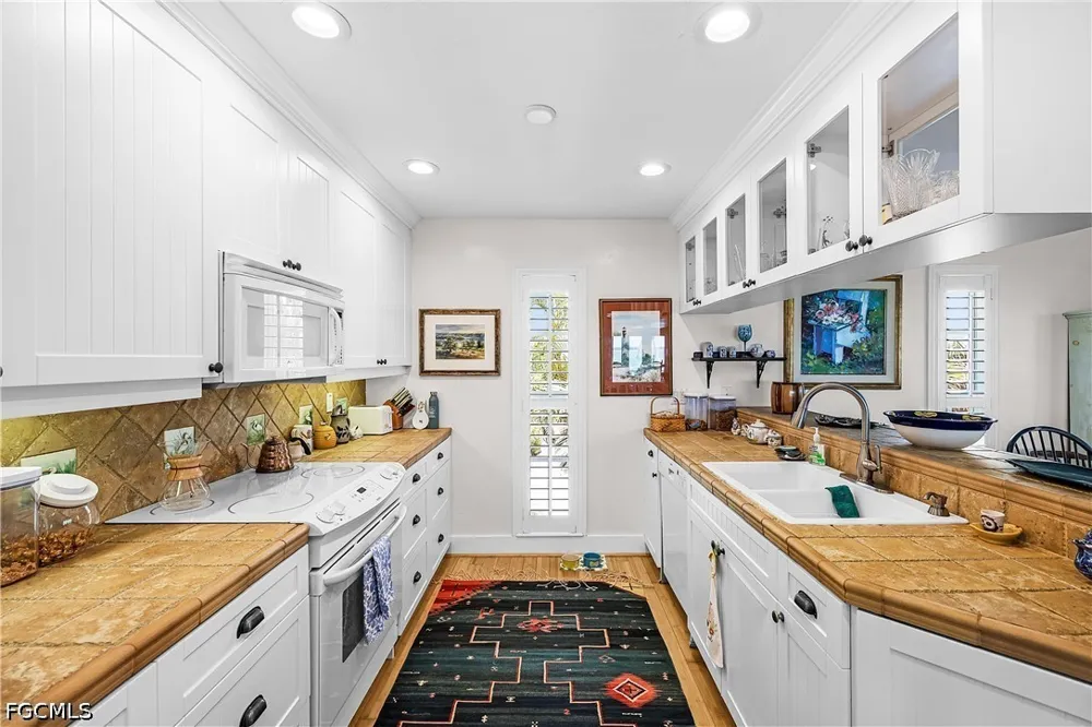 Useppa Island #Unit B Useppa Island, FL 33921