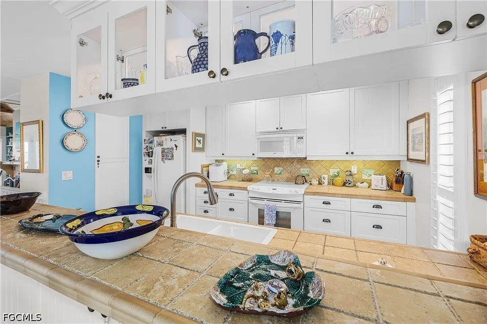 Useppa Island #Unit B Useppa Island, FL 33921